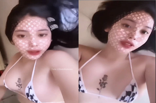 Cô nàng xinh đẹp đam mê chiều anh trai bản lĩnh